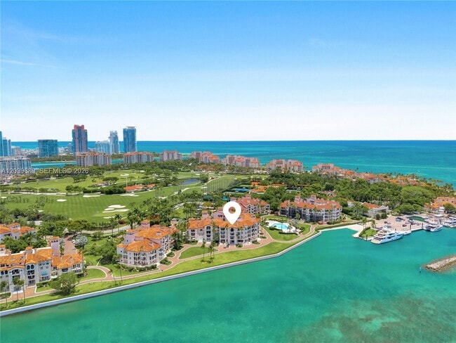 Building Photo - 2244 Fisher Island Dr