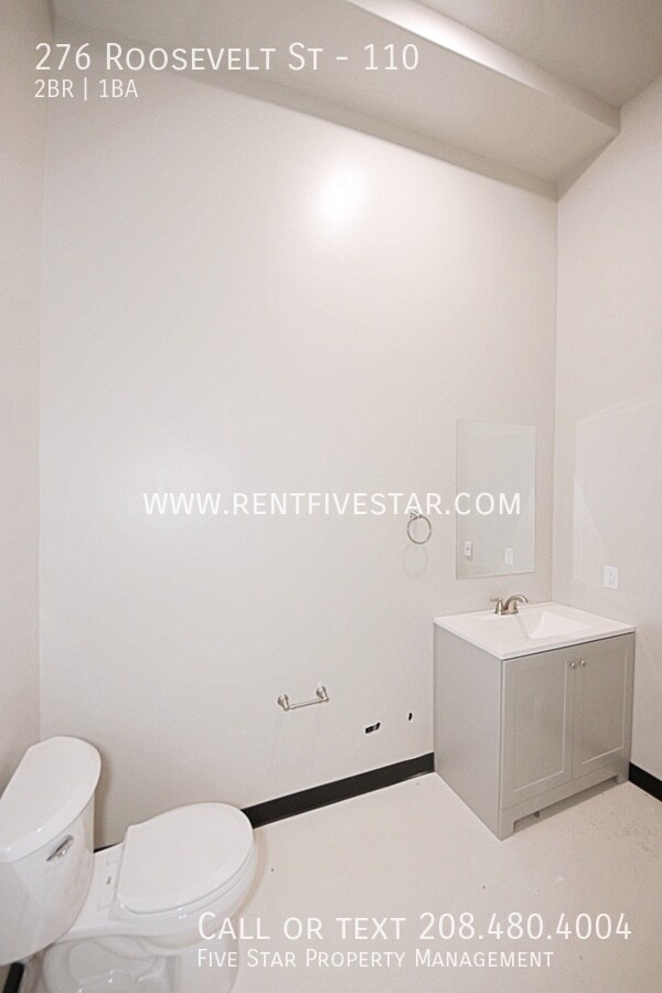 Building Photo - 276 Roosevelt St