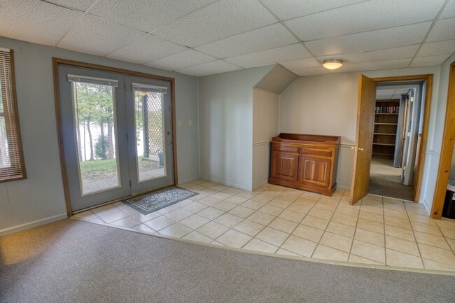 Building Photo - Monthly Waterfront Cabin with Slip