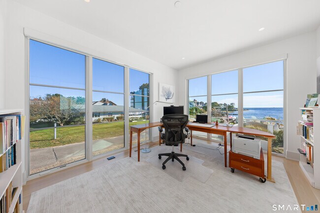 Building Photo - 14 Cockenoe Dr