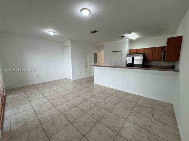 Building Photo - 14046 SW 49th St