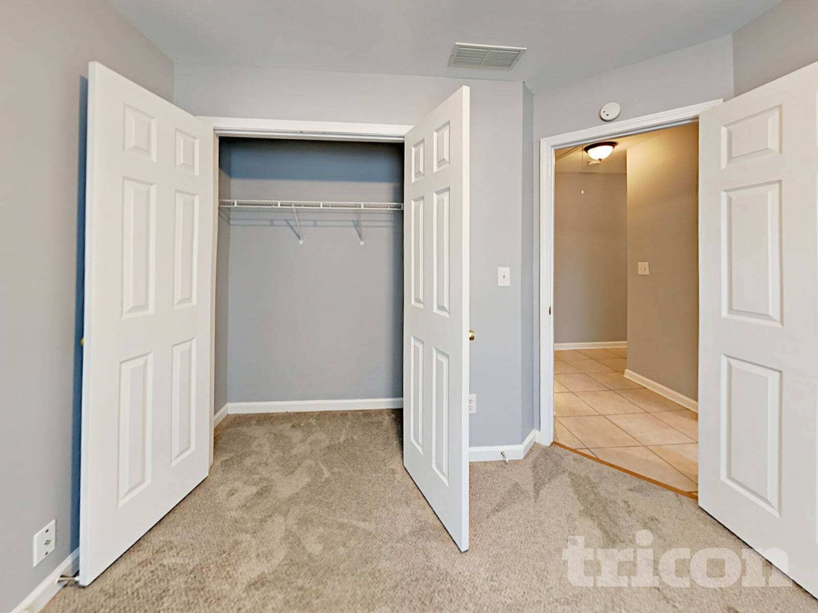 Building Photo - 923 Laurel Green Ln NE