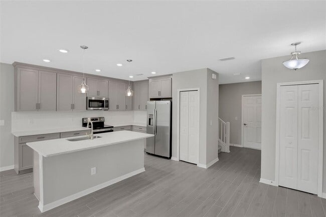 Building Photo - 5634 Tripoli Dr