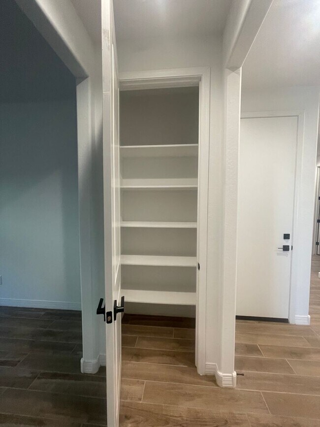 Building Photo - 13419 W Crimson Ter