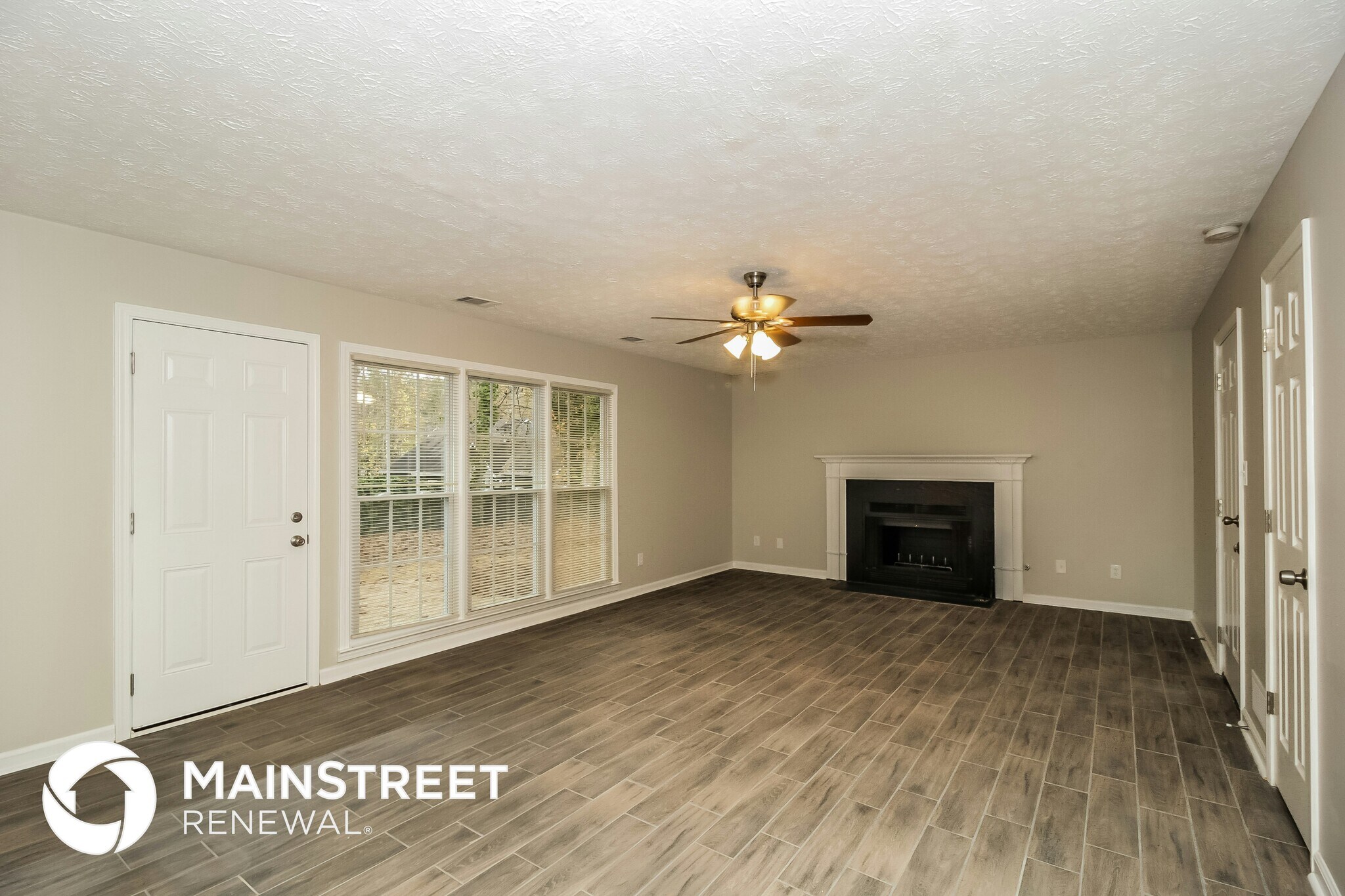 Building Photo - 2079 Winsburg Dr