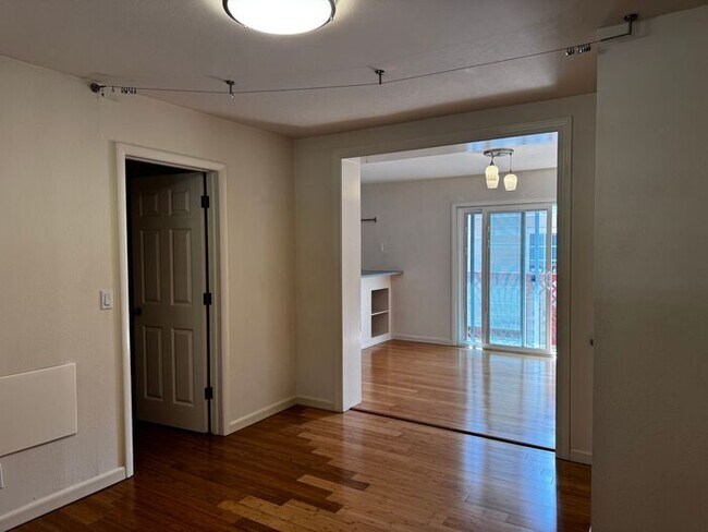 Building Photo - Charming Two Bedroom Pacific Grove Home