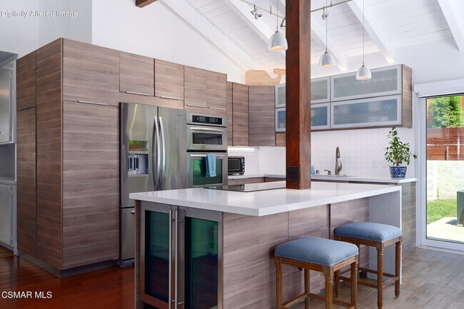 Building Photo - 3078 Saddleback Ct