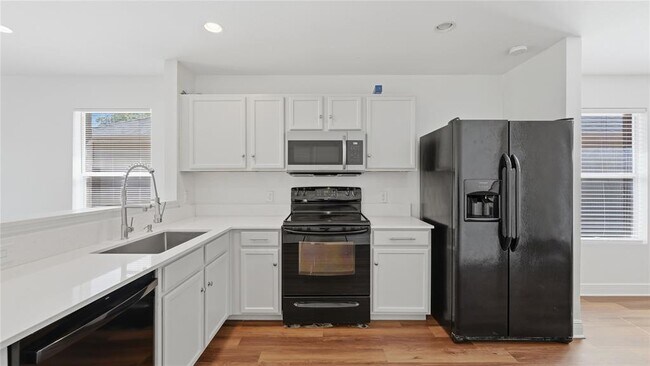 Building Photo - 11309 Autumn Ash Dr