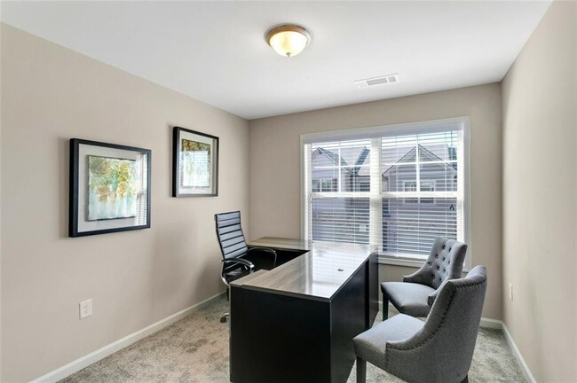 Building Photo - 600 Waterstone Dr