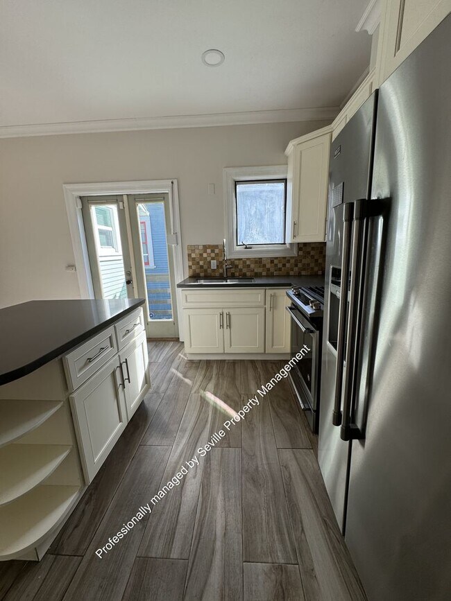 Building Photo - MOVE-IN READY 2+BR House in Prime NOBE neighborhood