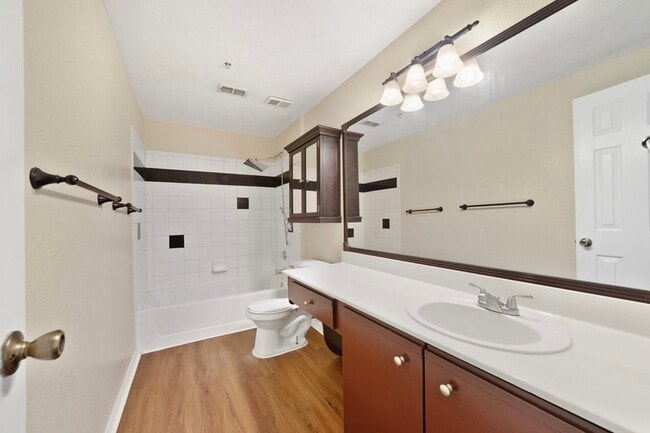 Building Photo - 2612 Robert Trent Jones Dr