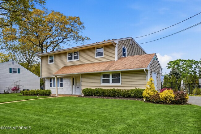 Building Photo - 4 Cheryl Dr