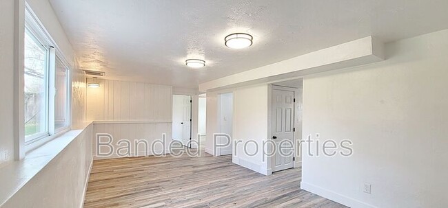 Building Photo - 3880 S 4535 W