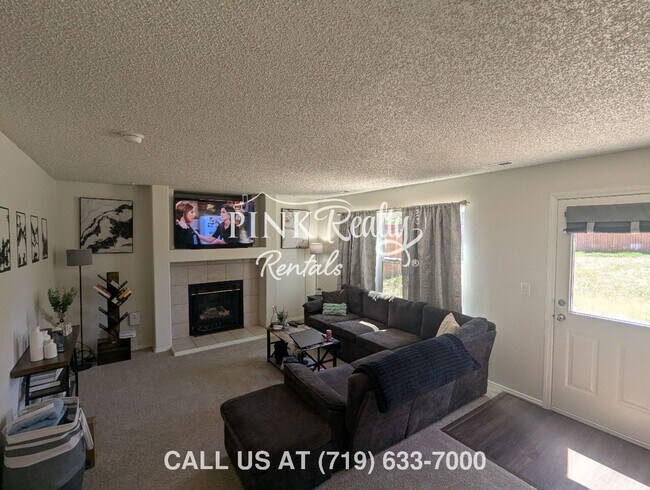 Building Photo - 955 Lords Hill Dr