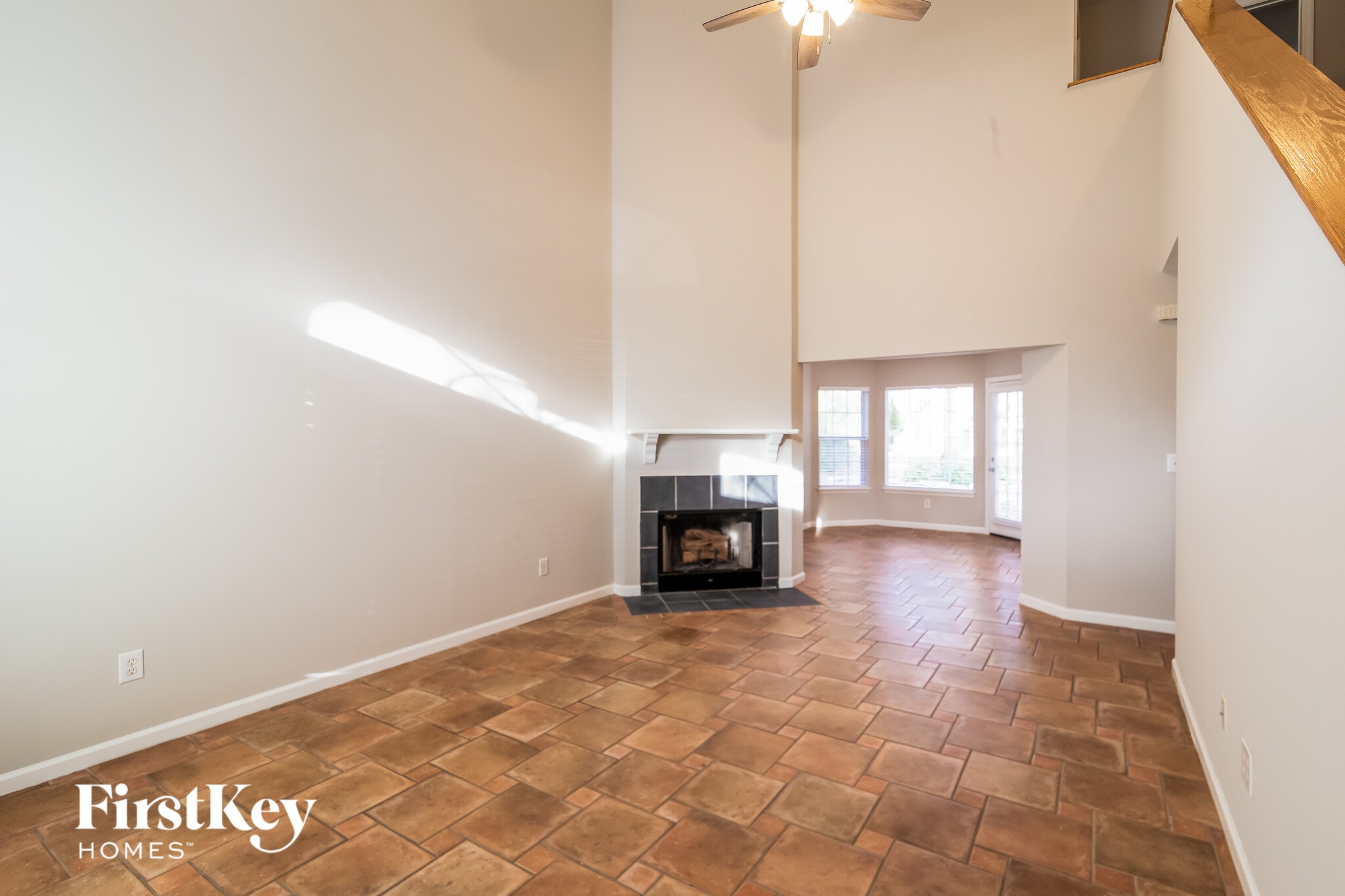 Building Photo - 7873 Sabalridge Dr