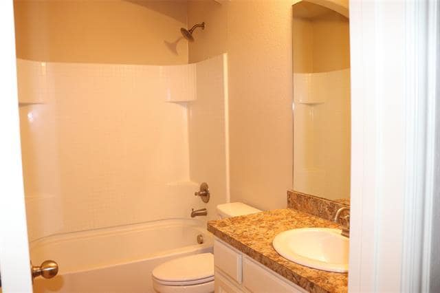 Building Photo - 414 Stonecreek Dr