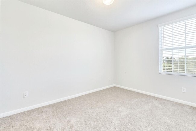 Building Photo - 1628 Arbor Knot Dr
