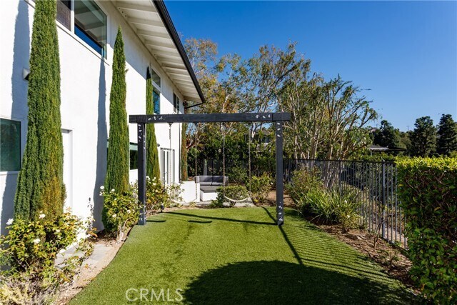 Building Photo - 12228 Circula Panorama Pl