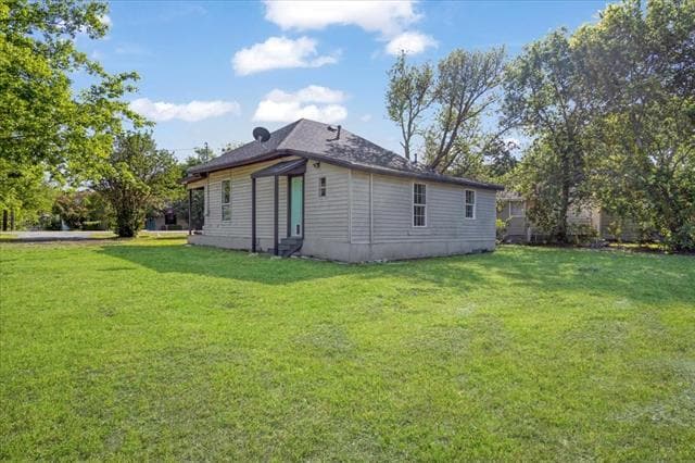 Building Photo - 407 Bonham St