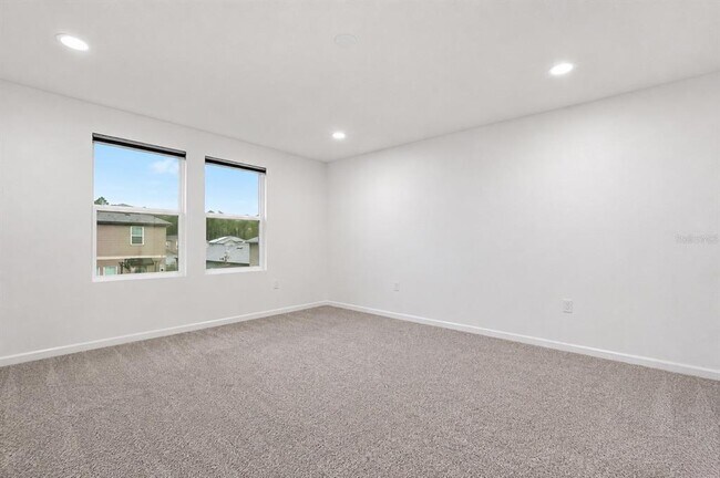 Building Photo - 2270 Hemingway Cir