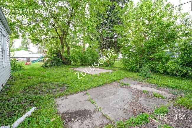 Building Photo - 3734 Manor Ct