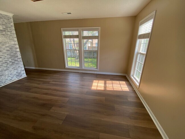 Building Photo - 4310 Oneal Place