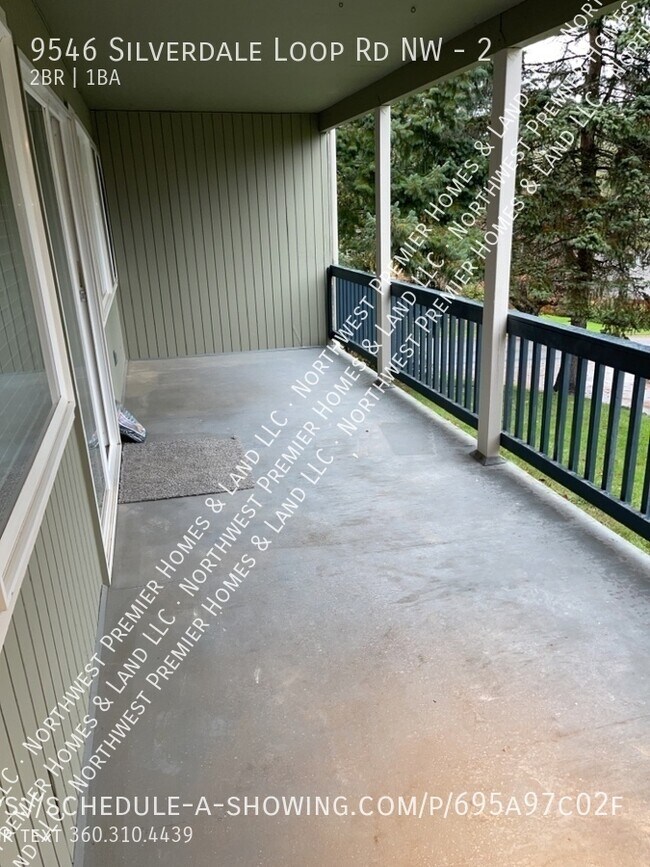 Building Photo - 9546 Silverdale Loop Rd NW