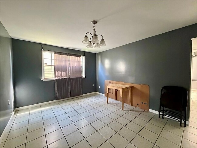 Building Photo - 3615 Jupiter Dr