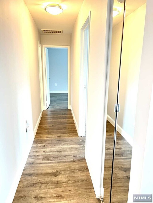 Building Photo - 253 Park