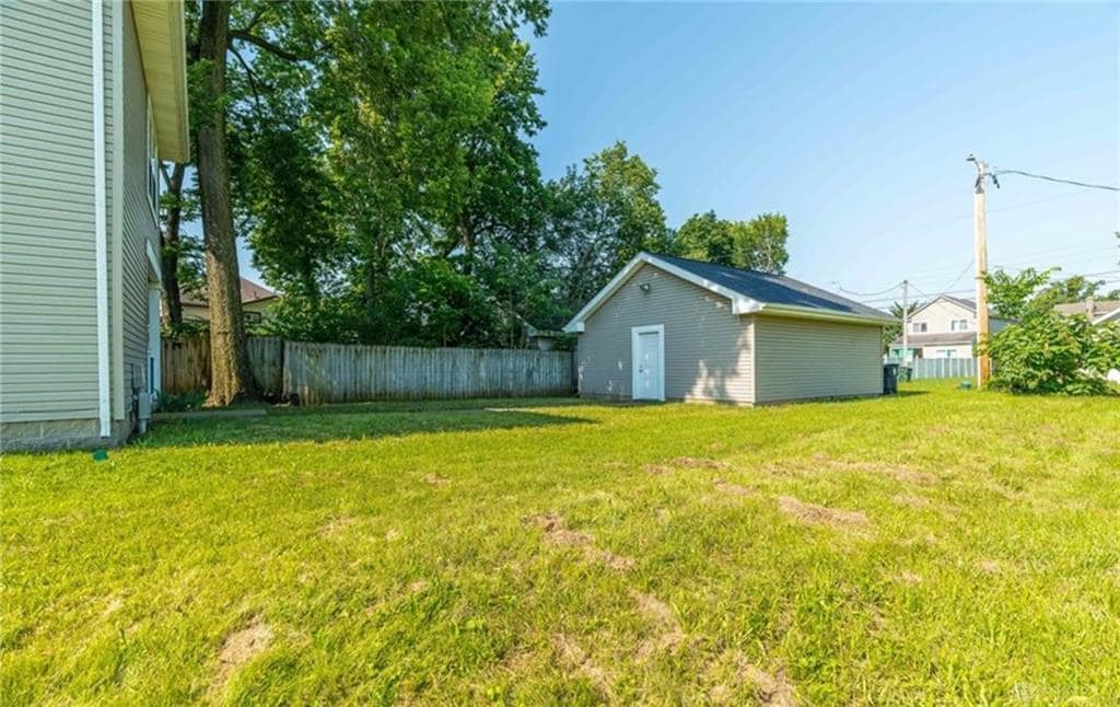 Building Photo - 215 N Williams St