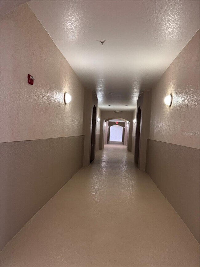 Building Photo - 3001 Greystone Loop