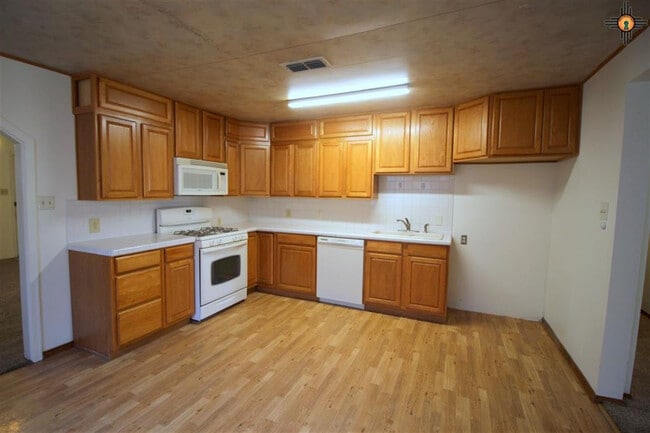 Building Photo - 1421 Ross St
