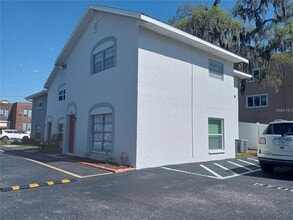 Building Photo - 5708 Townhouse Dr