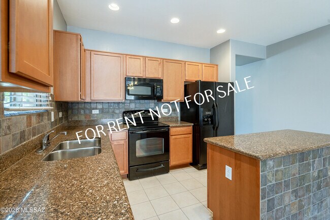 Building Photo - 7307 E Heartwood Dr