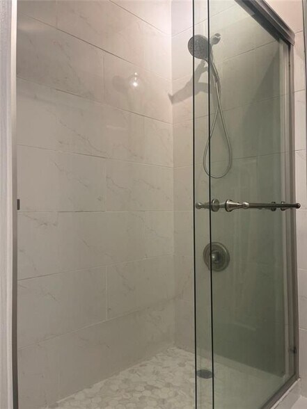 Building Photo - 89 Regency Rd