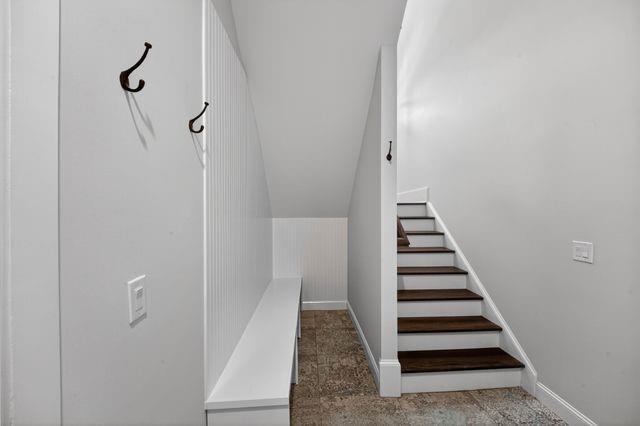 Building Photo - 94 Oxbo Rd