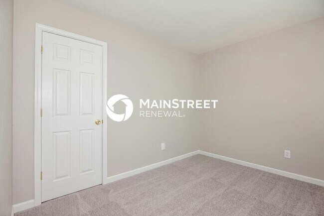Building Photo - 4 Bedroom Pet-Friendly Home in Charlotte, ...