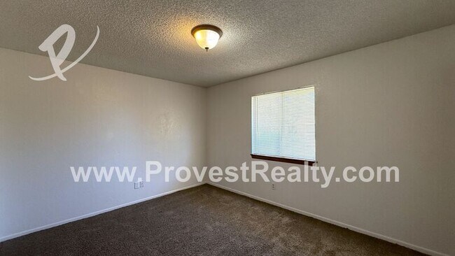 Building Photo - 12780 Redwing Rd