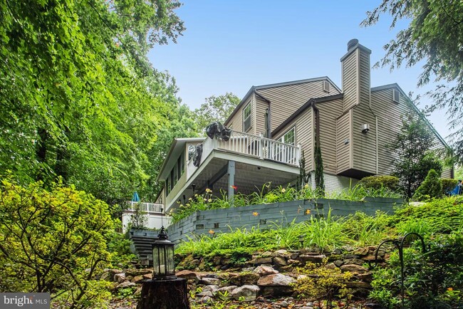 Building Photo - 3434 Fort Lyon Dr