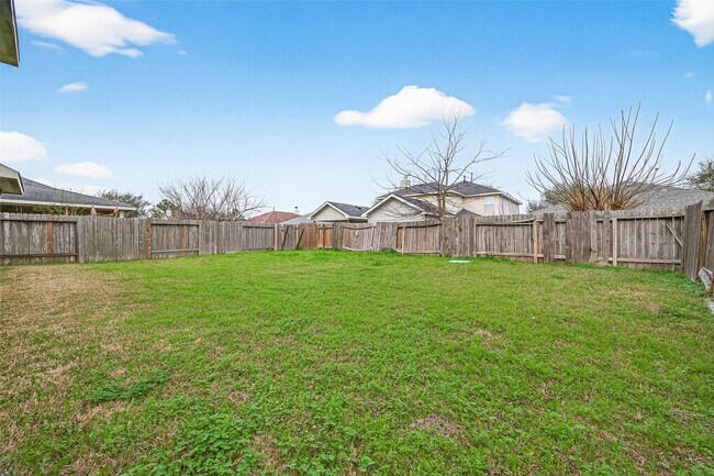 Building Photo - 1411 Heathcote Ln