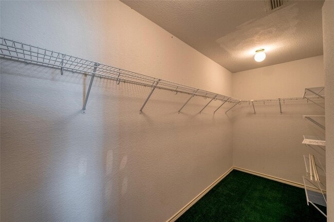 Building Photo - 4705 Farmington Rd