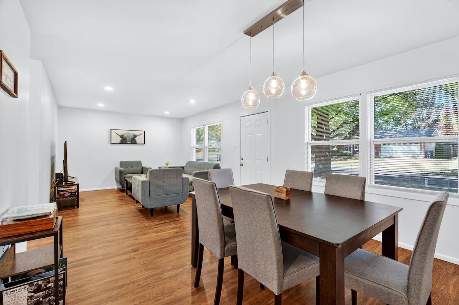 Building Photo - 1415 Lindsay Ln