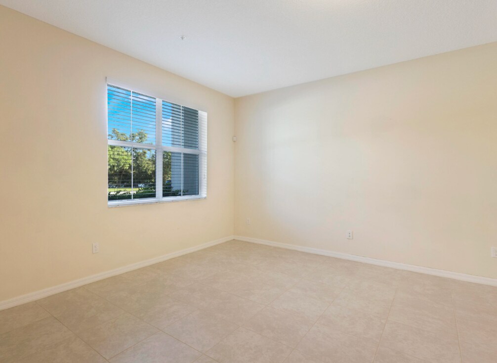 Building Photo - 1247 Via de Fossi