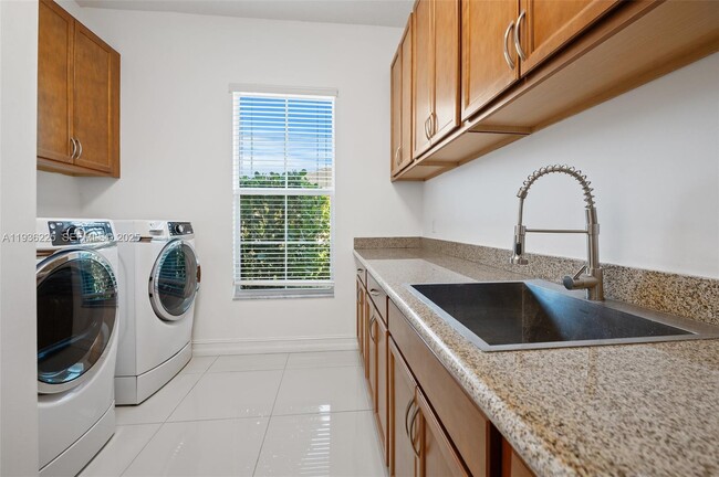 Building Photo - 5292 S Sterling Ranch Cir