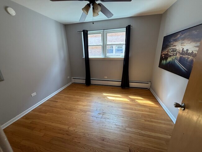 Building Photo - 3110 Calwagner St