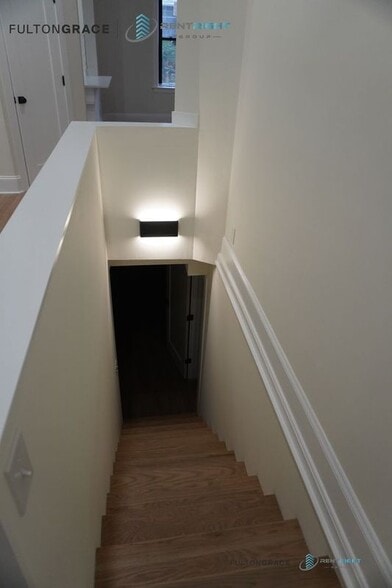 Building Photo - 4636 N Hamilton Ave