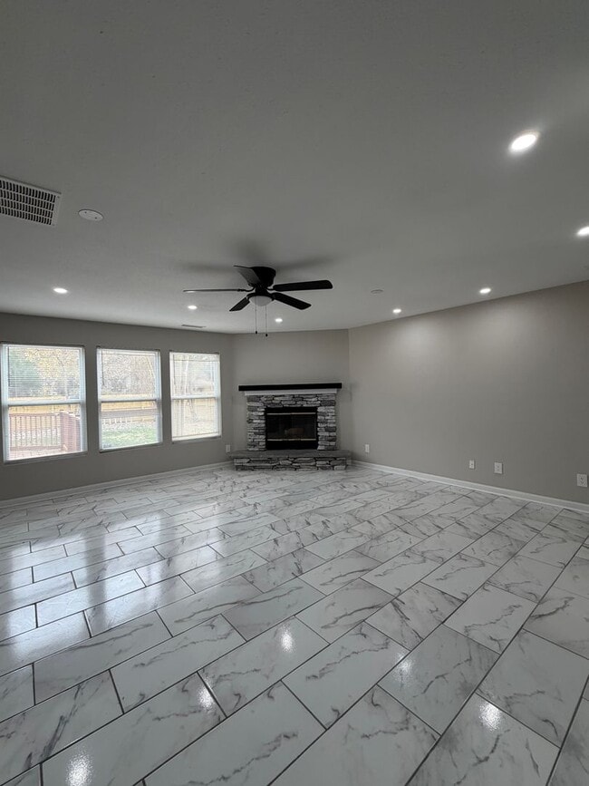 Building Photo - Beautifully Renovated 5-Bedroom Home in Highly Desired Steele Creek!