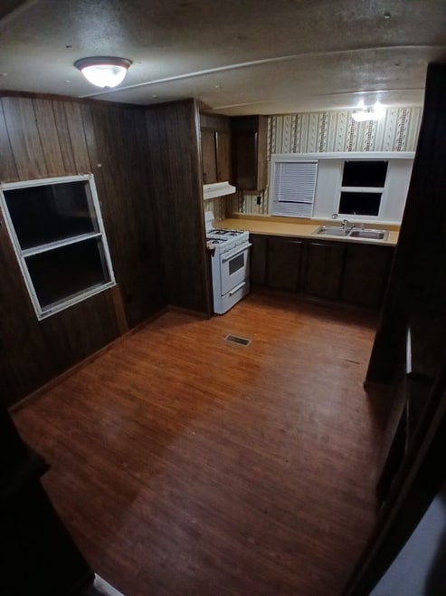 Building Photo - 4736 Ellsworth Ln