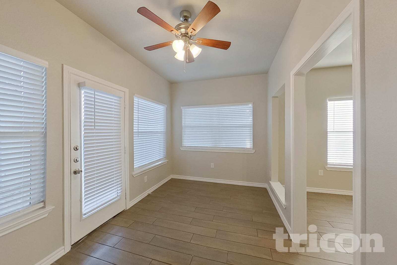 Building Photo - 4825 Freeport Dr