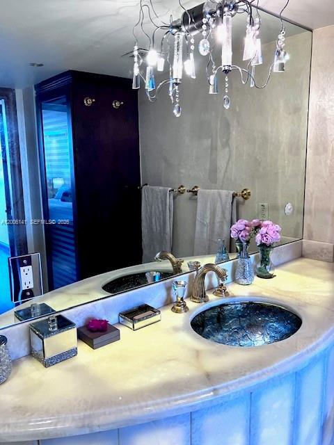 Building Photo - 1904 S Ocean Dr